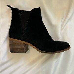 TOMS black bootie, wood heel, suede
